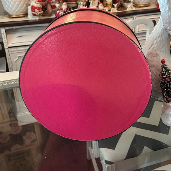 Schiaparelli Hat Box - vintage - Picture 4 of 9